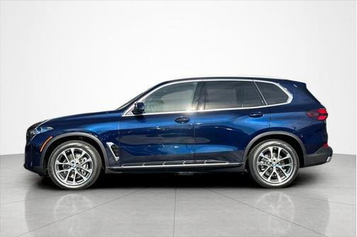 Tanzanite Blue II Metallic 2026 BMW X5 xDrive40i Sports Activity Vehicle