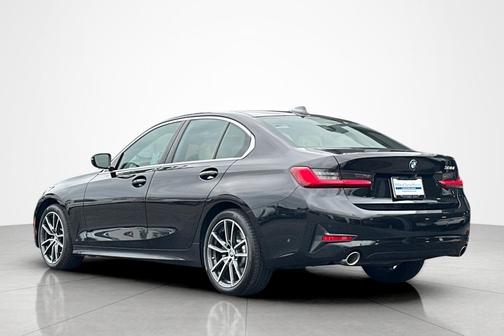 Black Sapphire Metallic 2021 BMW 330 330i