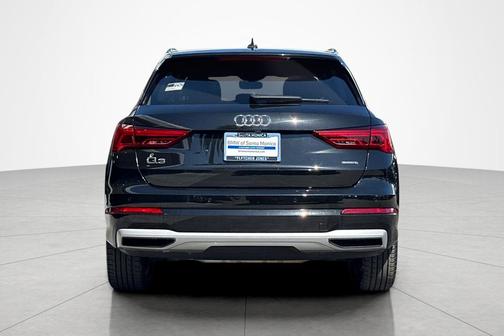 2020 Audi Q3 Premium 45 TFSI quattro