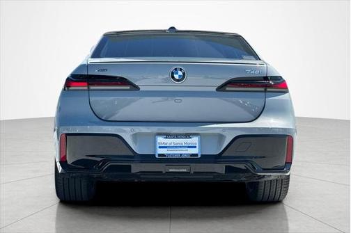 2026 BMW 740 740i xDrive Sedan