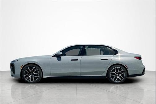 2026 BMW 740 740i xDrive Sedan