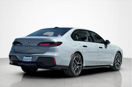 2026 BMW 740 740i xDrive Sedan