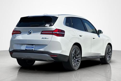 Mineral White Metallic 2026 BMW X3 30 xDrive