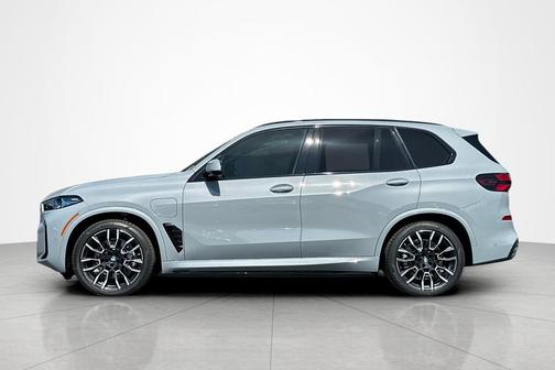 Brooklyn Grey Metallic 2026 BMW X5 PHEV xDrive50e