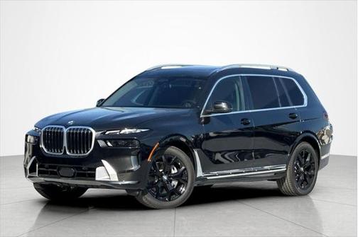Black Sapphire Metallic 2026 BMW X7 xDrive40i Sports Activity Vehicle