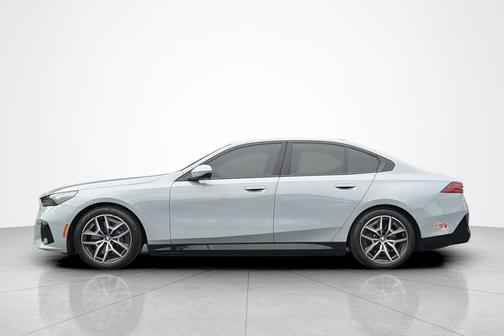 Brooklyn Grey Metallic 2024 BMW i5 eDrive40