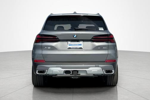 Skyscraper Grey Metallic 2026 BMW X5 sDrive40i