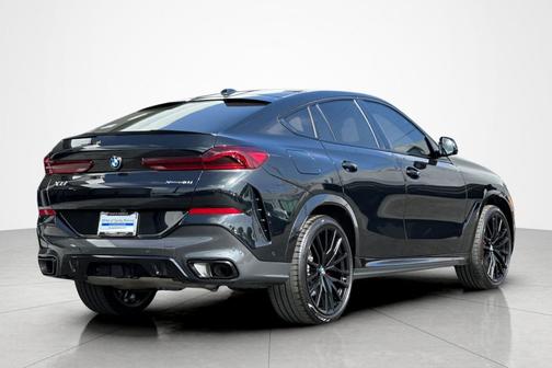 2025 BMW X6 xDrive40i Sports Activity Coupe
