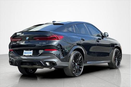 2025 BMW X6 xDrive40i Sports Activity Coupe