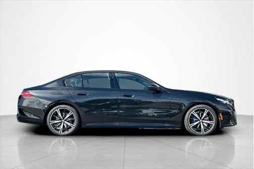 2026 BMW 530 530i Sedan