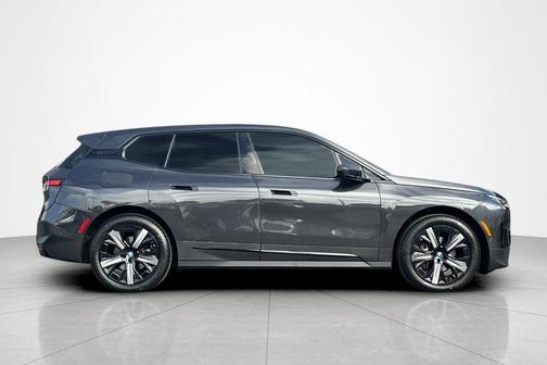 Dark Graphite Metallic 2024 BMW iX xDrive50