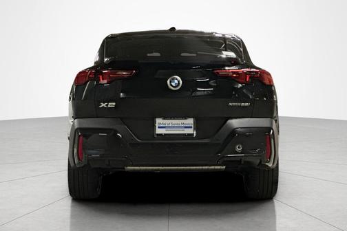 Black Sapphire Metallic 2026 BMW X2 xDrive28i