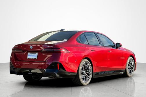 Vegas Red Metallic 2026 BMW 550e 550e xDrive Sedan