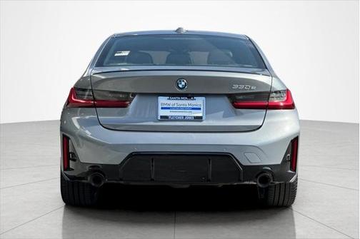 2023 BMW 330e 330e Plug-In Hybrid