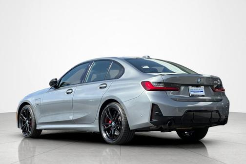 2023 BMW 330e 330e Plug-In Hybrid