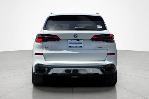 Alpine White 2026 BMW X5 PHEV xDrive50e