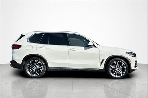 Alpine White 2023 BMW X5 sDrive40i Sports Activity Vehicle
