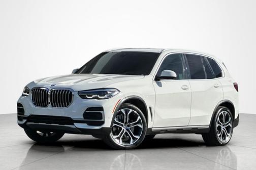 Alpine White 2023 BMW X5 sDrive40i Sports Activity Vehicle