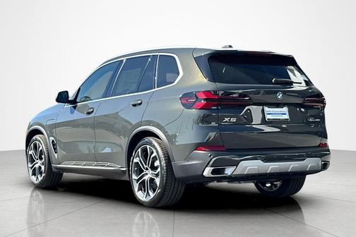 2026 BMW X5 PHEV xDrive50e