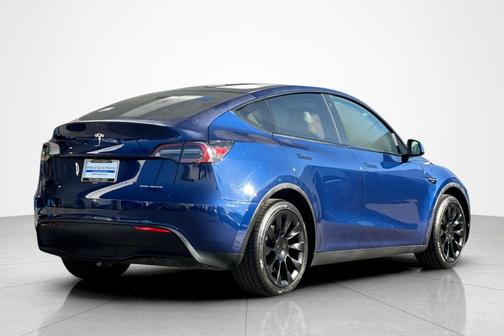 2023 Tesla Model Y Long Range AWD