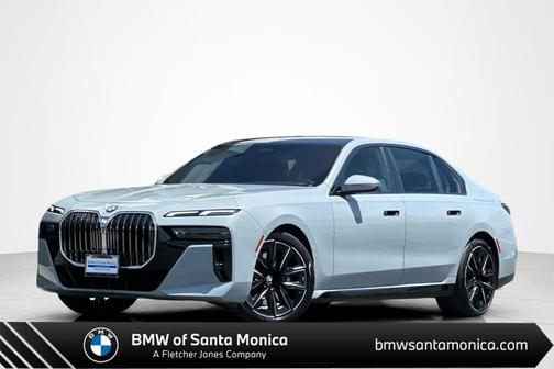 Brooklyn Grey Metallic 2023 BMW 740 i