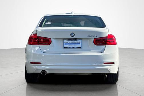 2018 BMW 320 i