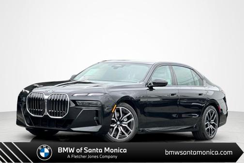 Black Sapphire Metallic 2024 BMW 740 740i