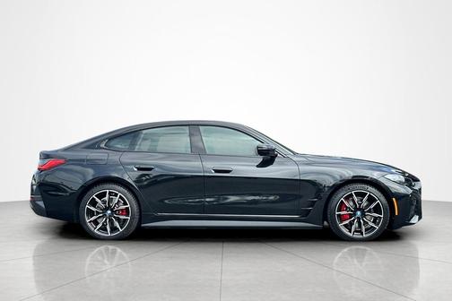 Black Sapphire Metallic 2023 BMW i4 Gran Coupe eDrive40