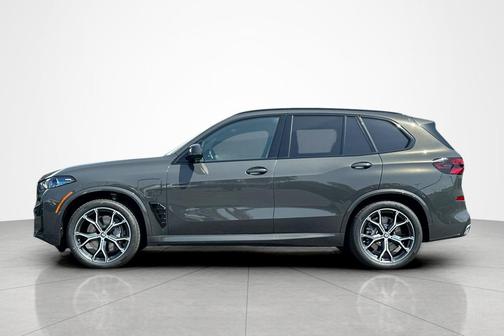 Dravit Grey Metallic 2026 BMW X5 PHEV xDrive50e