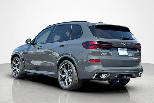 Dravit Grey Metallic 2026 BMW X5 PHEV xDrive50e