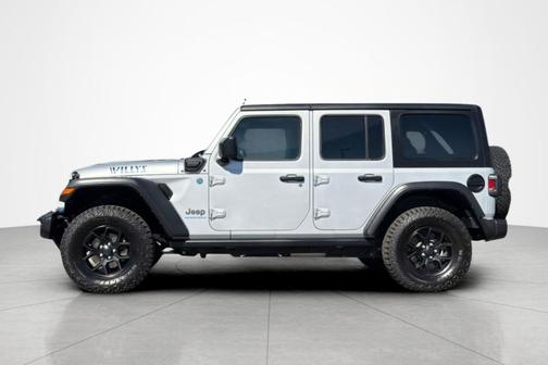 Silver Zynith Clearcoat 2024 Jeep Wrangler 4xe Willys