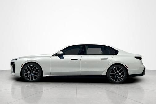 2026 BMW 740 740i xDrive Sedan