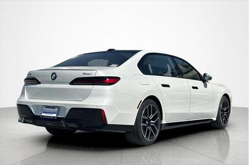 2026 BMW 740 740i xDrive Sedan