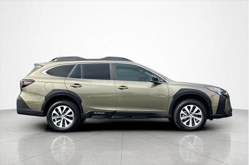 2023 Subaru Outback Premium CVT
