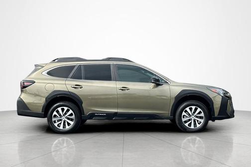 2023 Subaru Outback Premium CVT