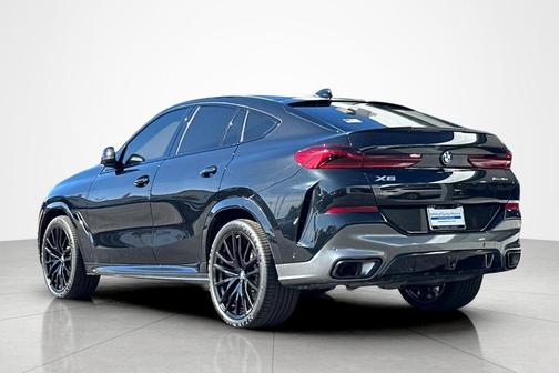 2023 BMW X6 xDrive40i