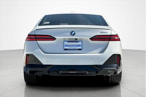 2026 BMW 530 530i Sedan