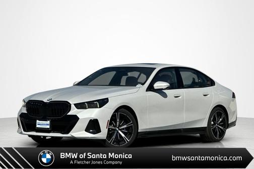 Mineral White Metallic 2026 BMW 530 530i