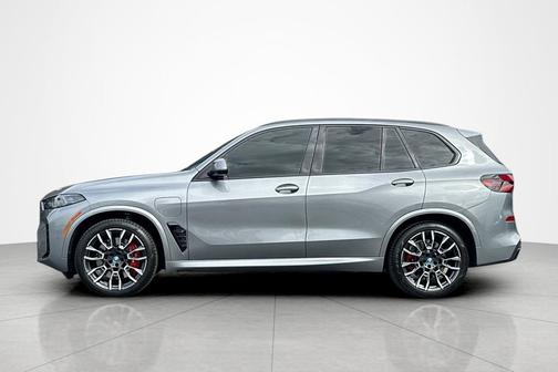 Skyscraper Grey Metallic 2024 BMW X5 PHEV xDrive50e