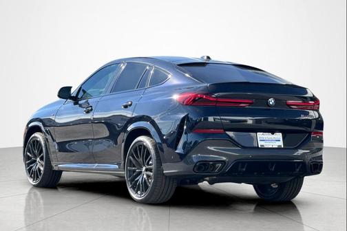2026 BMW X6 M60i
