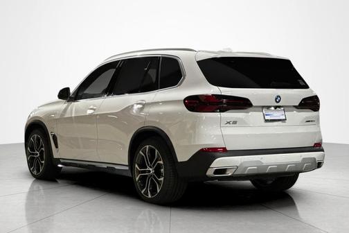 Alpine White 2026 BMW X5 PHEV xDrive50e