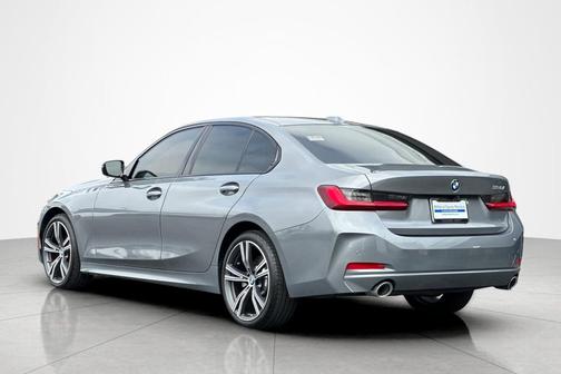 Skyscraper Grey Metallic 2023 BMW 330 330i