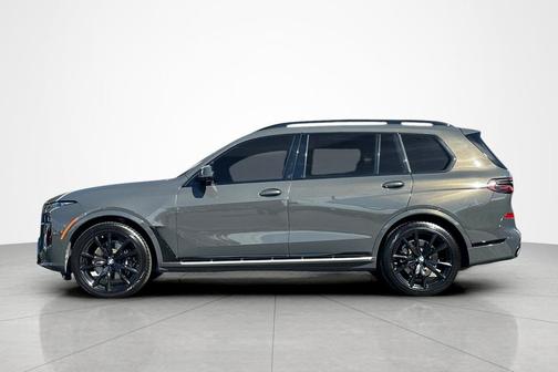 Dravit Grey Metallic 2023 BMW X7 xDrive40i