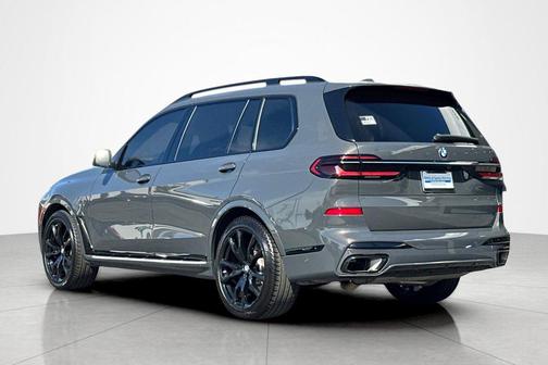 Dravit Grey Metallic 2023 BMW X7 xDrive40i Sports Activity Vehicle