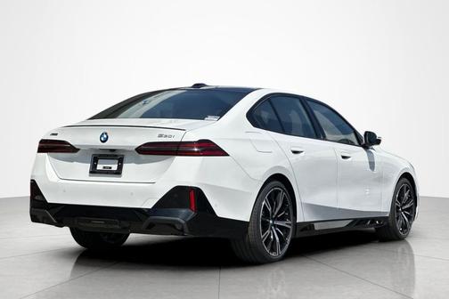 Alpine White 2026 BMW 530 xDrive