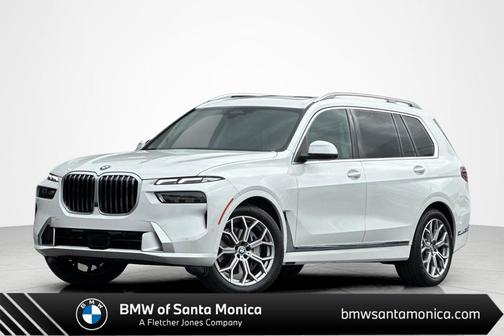 Mineral White Metallic 2024 BMW X7 xDrive40i