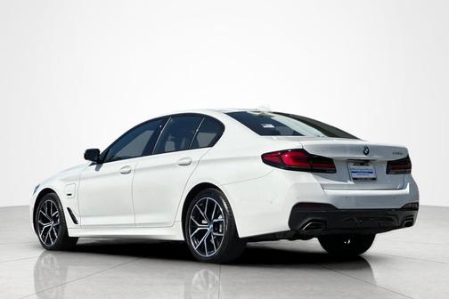 2023 BMW 530e 530e Plug-In Hybrid