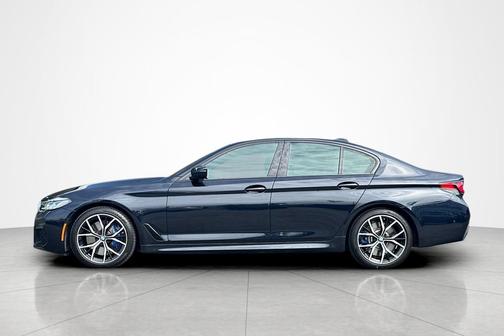 Carbon Black Metallic 2023 BMW 540 i xDrive