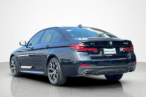Carbon Black Metallic 2023 BMW 540 i xDrive