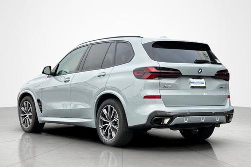 Brooklyn Grey Metallic 2026 BMW X5 PHEV xDrive50e
